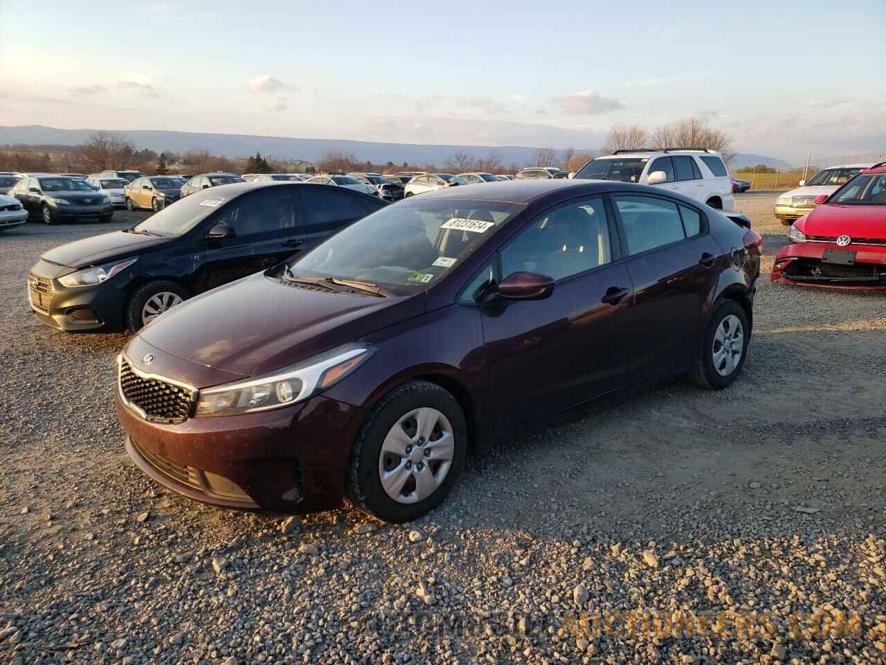 3KPFK4A77JE168654 KIA FORTE 2018