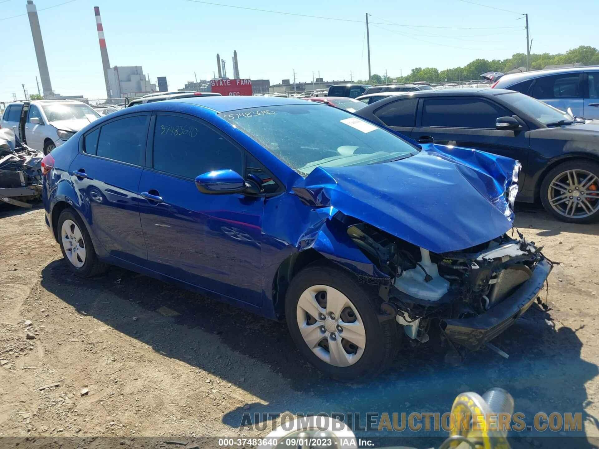 3KPFK4A77JE210546 KIA FORTE 2018