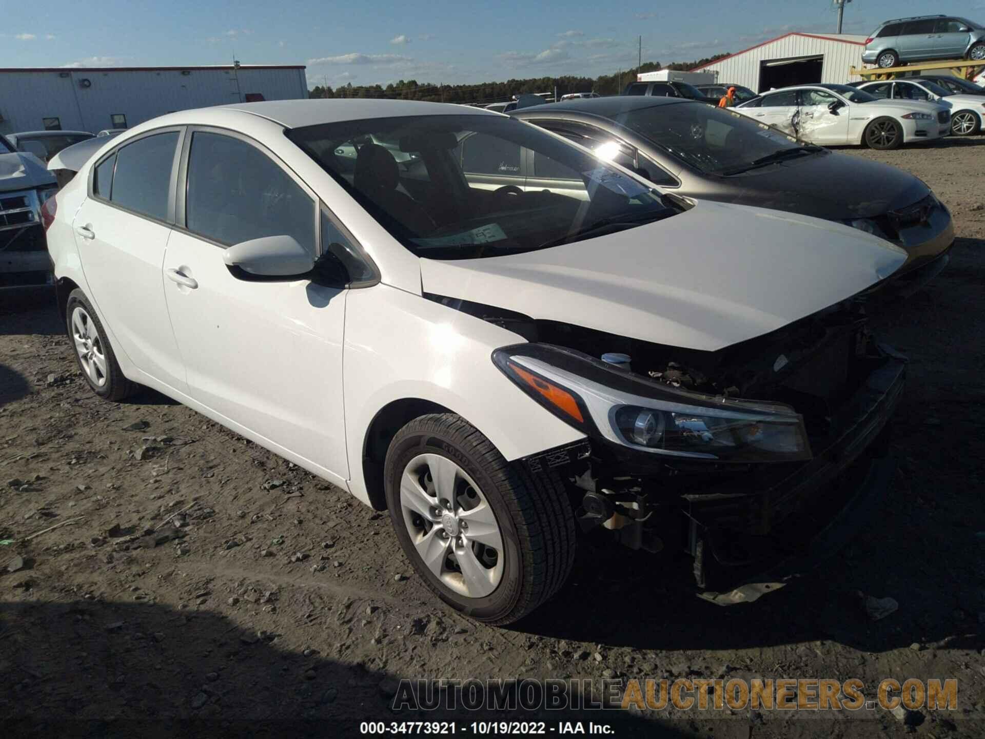 3KPFK4A77JE211356 KIA FORTE 2018