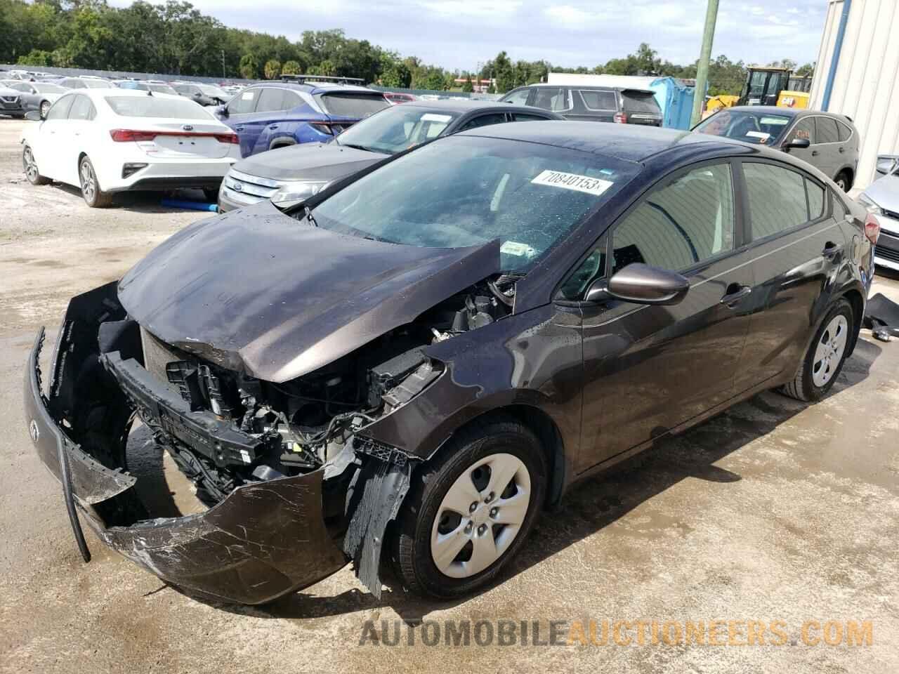 3KPFK4A77JE227511 KIA FORTE 2018