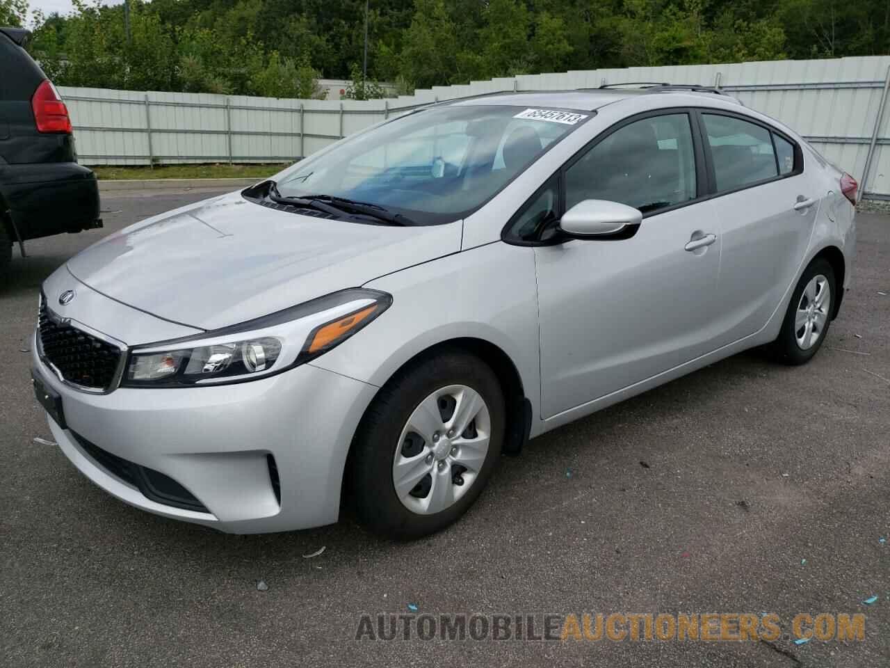 3KPFK4A77JE235723 KIA FORTE 2018