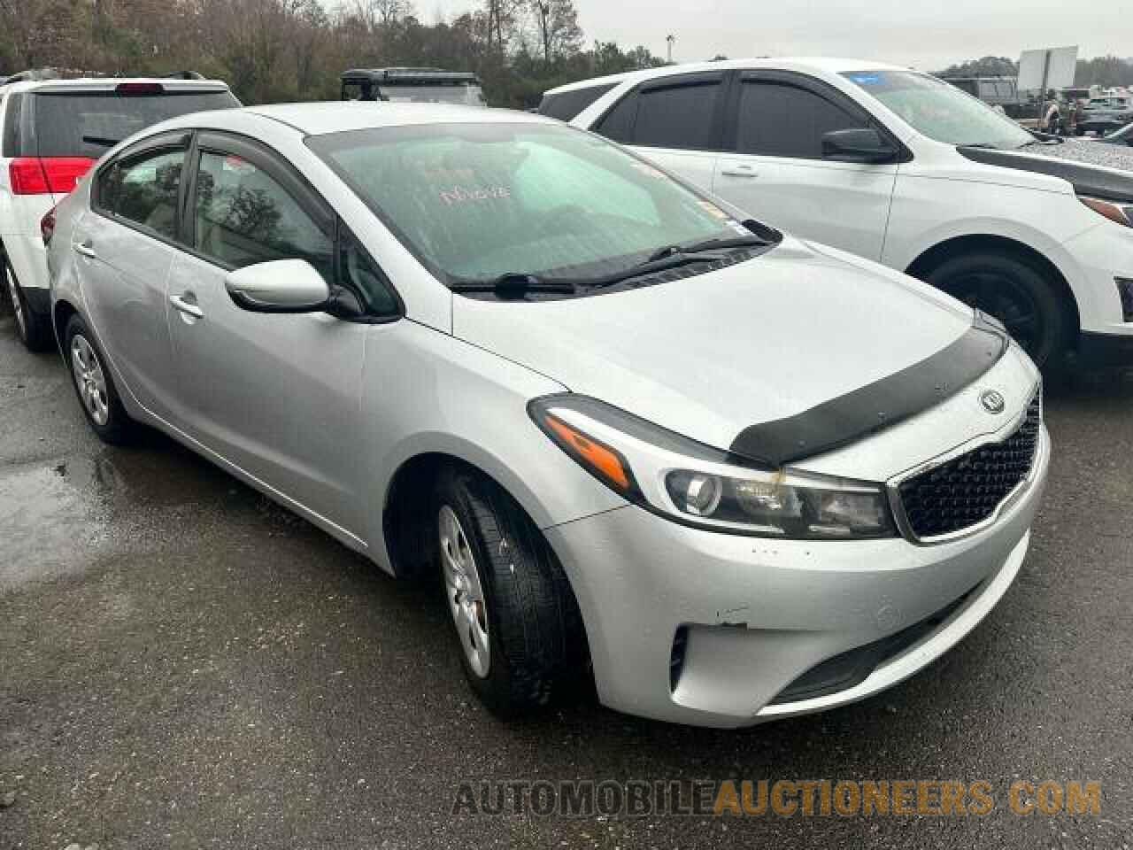 3KPFK4A77JE236127 KIA FORTE 2018