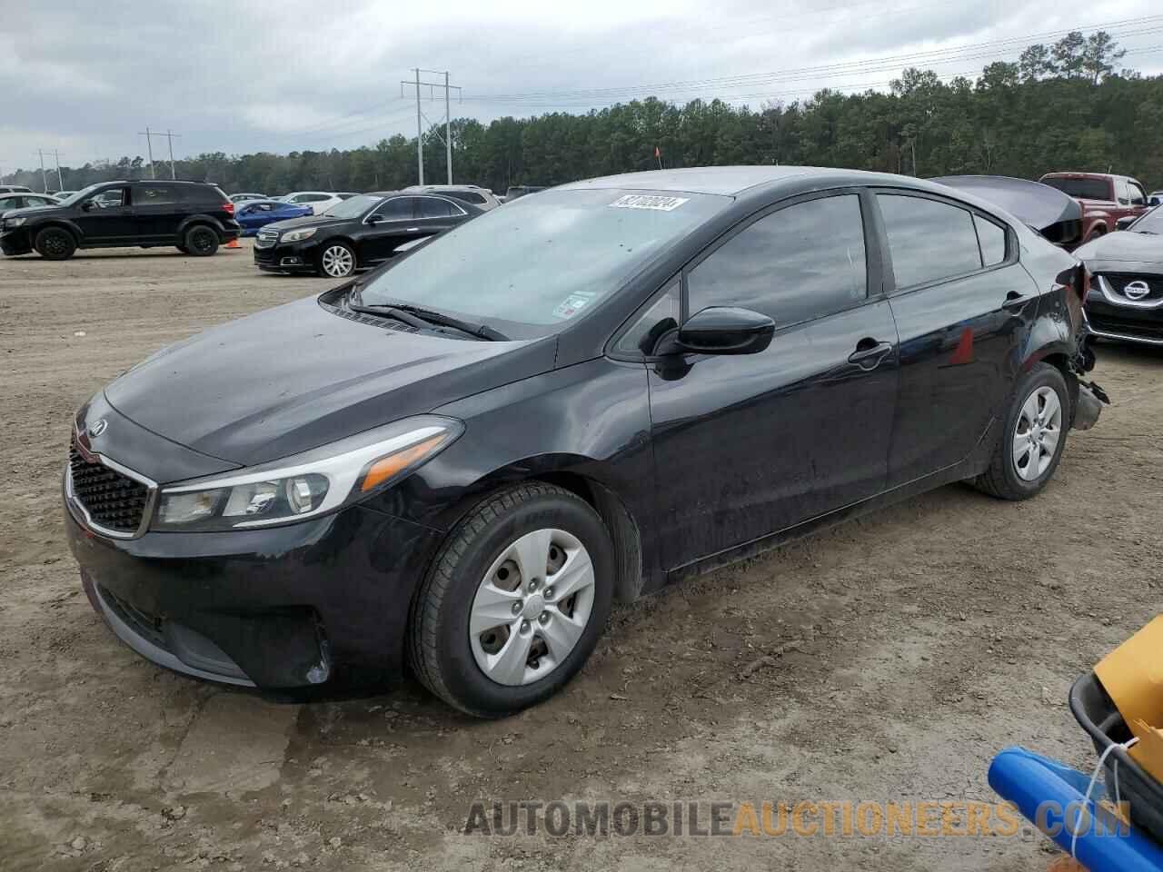 3KPFK4A77JE238945 KIA FORTE 2018