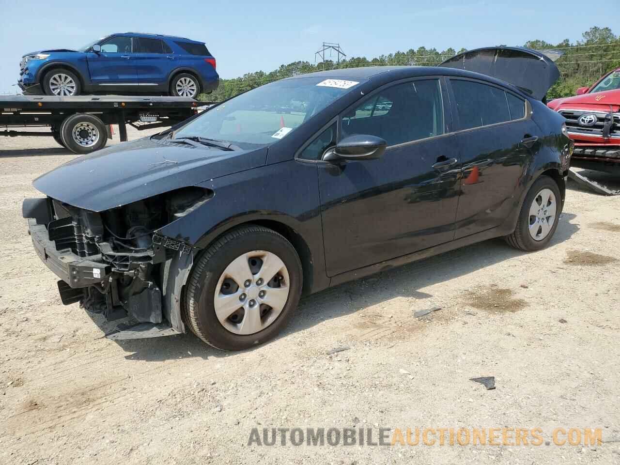 3KPFK4A77JE243367 KIA FORTE 2018