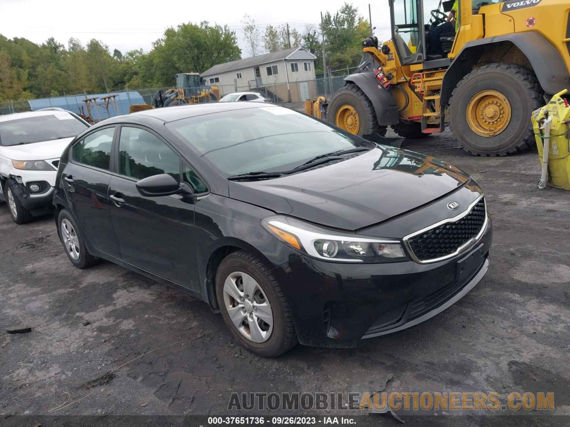 3KPFK4A77JE244485 KIA FORTE 2018