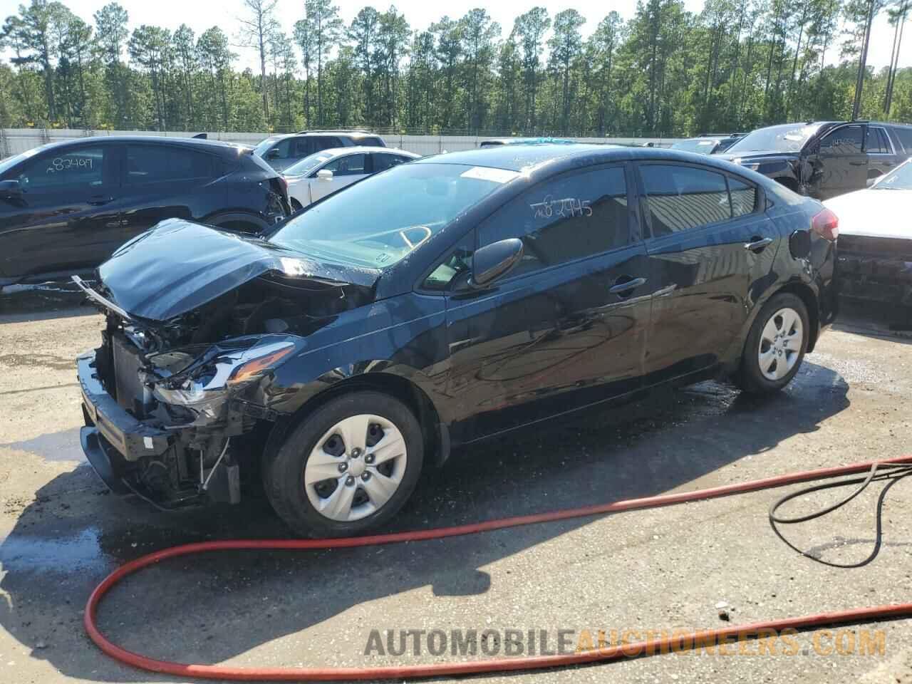 3KPFK4A77JE260556 KIA FORTE 2018