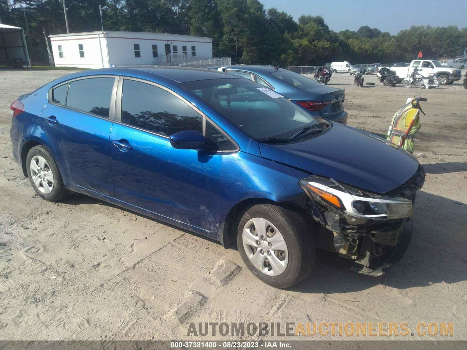 3KPFK4A77JE267569 KIA FORTE 2018