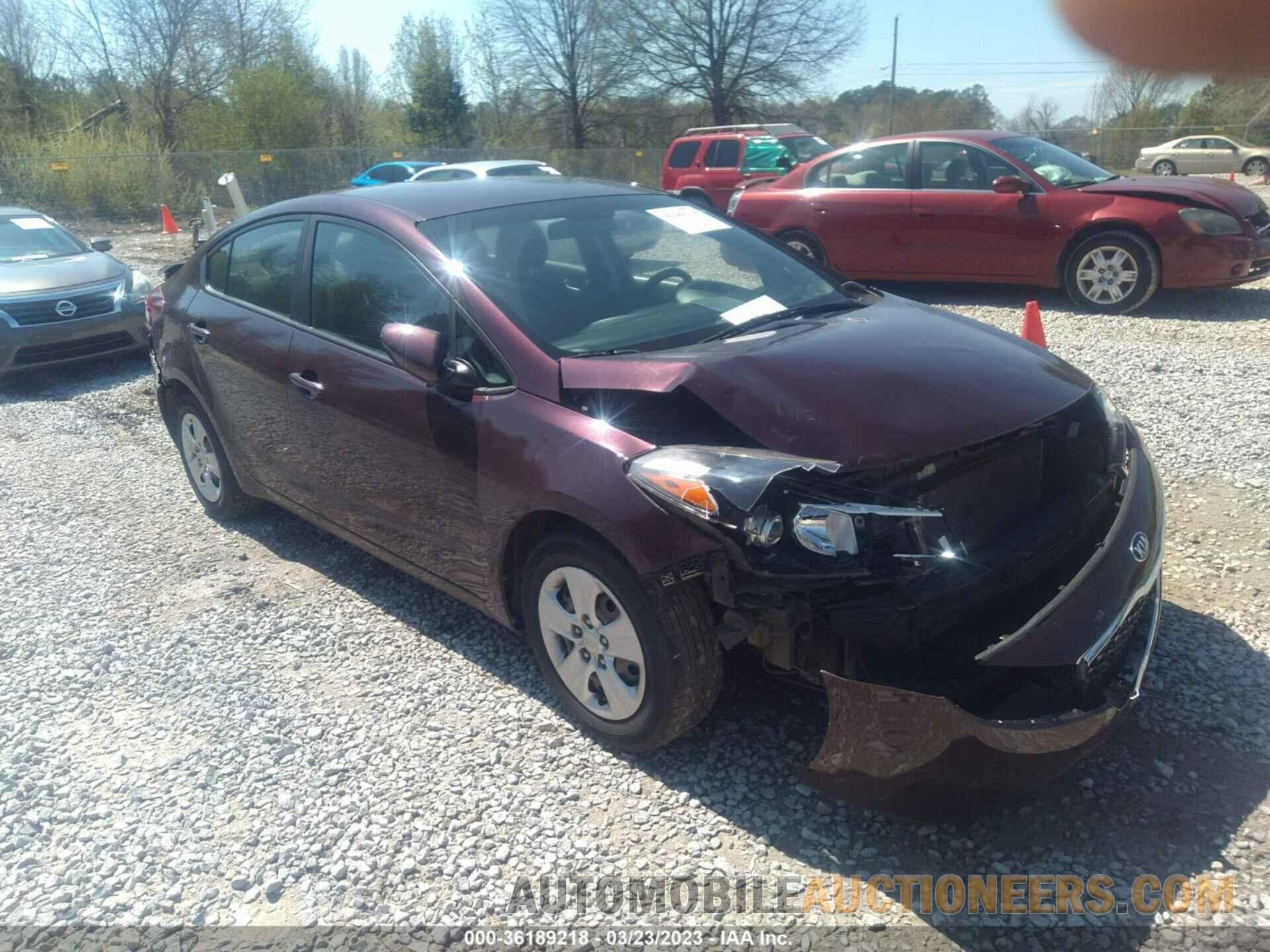 3KPFK4A77JE273937 KIA FORTE 2018