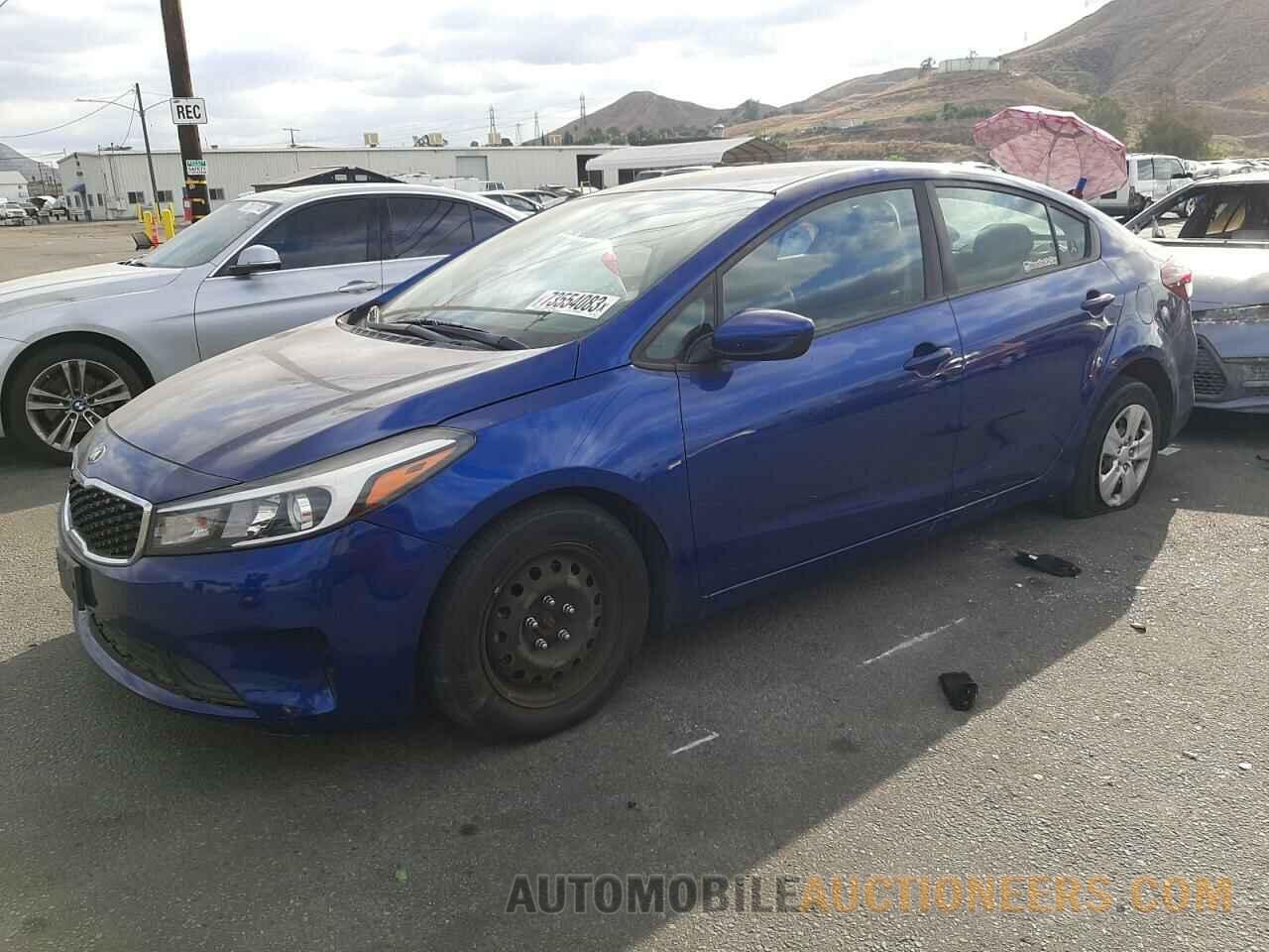 3KPFK4A77JE278359 KIA FORTE 2018