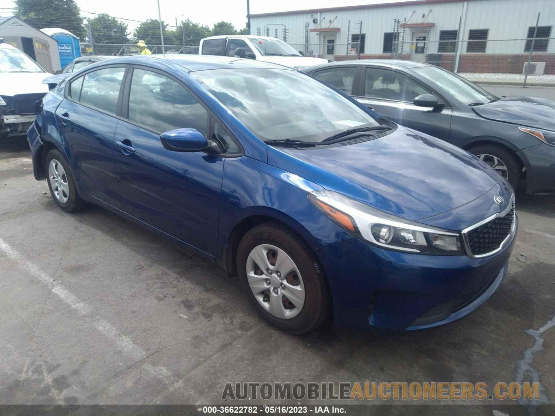 3KPFK4A77JE284355 KIA FORTE 2018