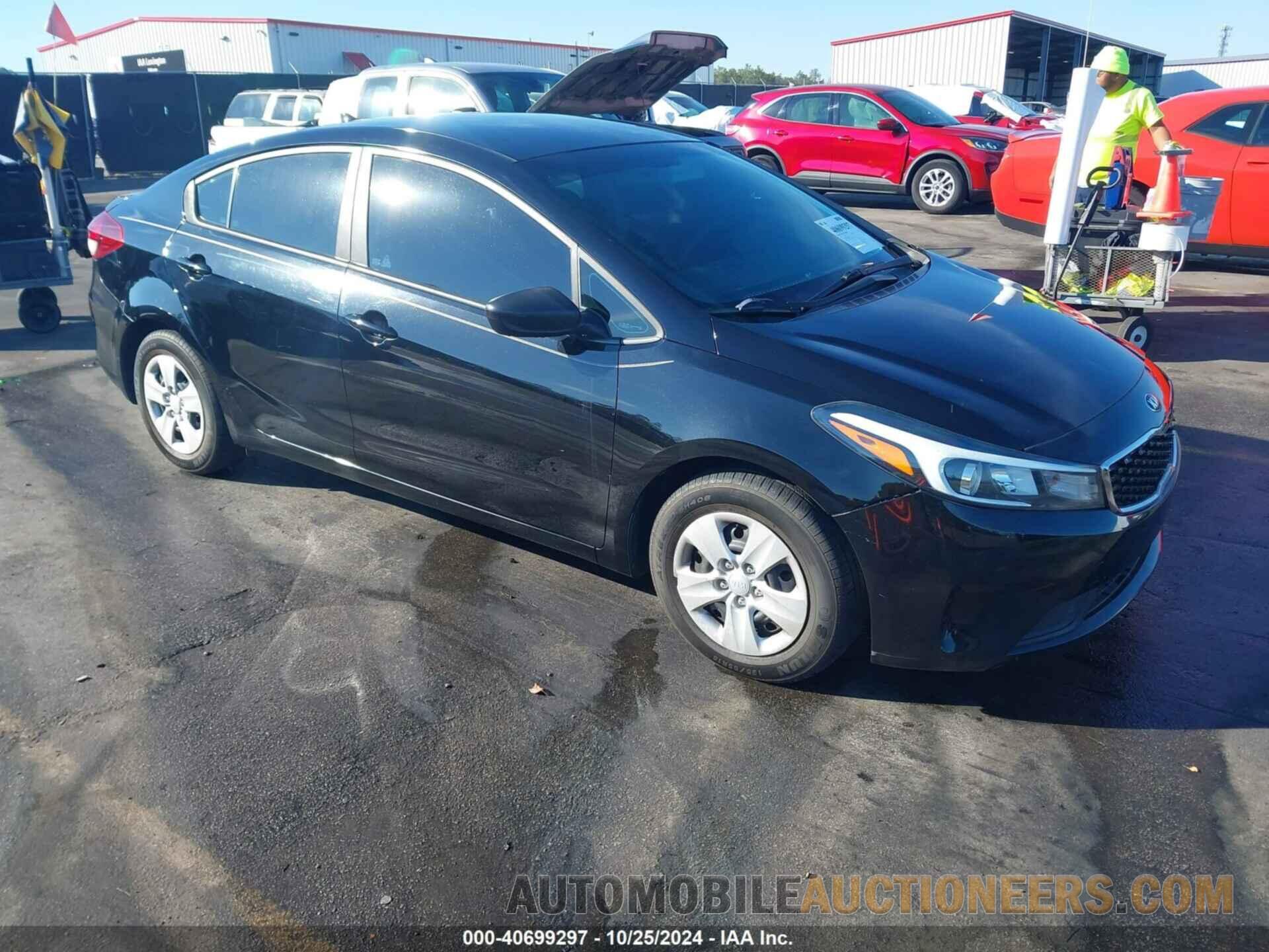 3KPFK4A78HE011192 KIA FORTE 2017