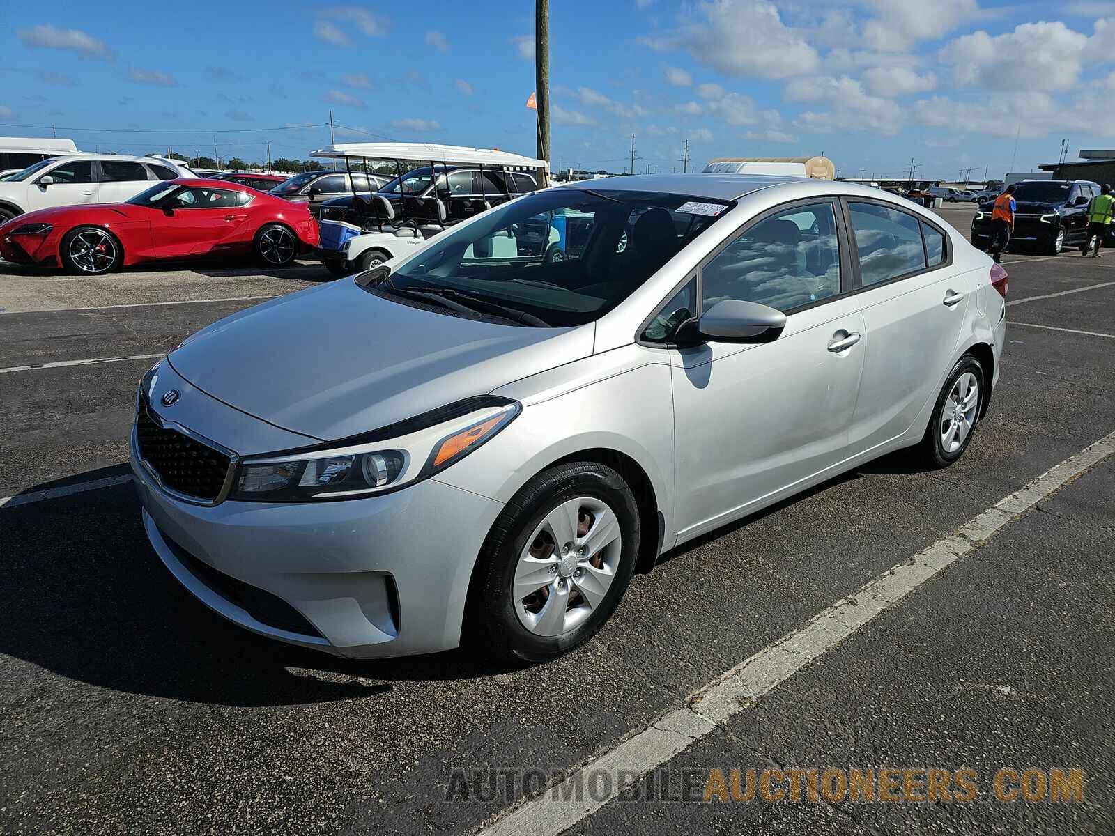 3KPFK4A78HE029093 Kia Forte LX 2017