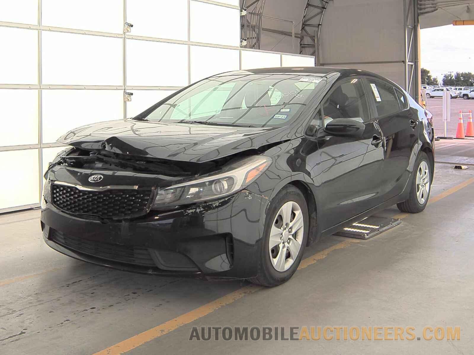 3KPFK4A78HE030101 Kia Forte LX 2017