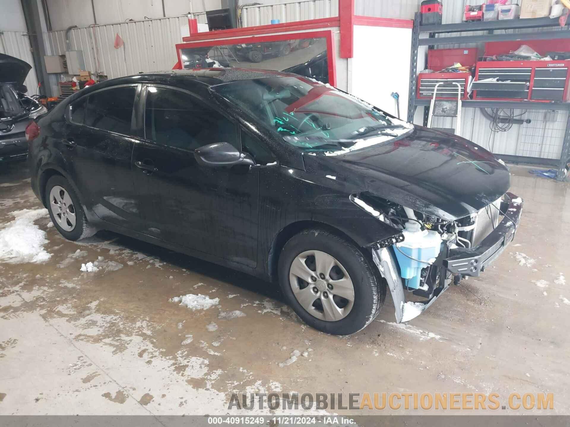 3KPFK4A78HE057413 KIA FORTE 2017