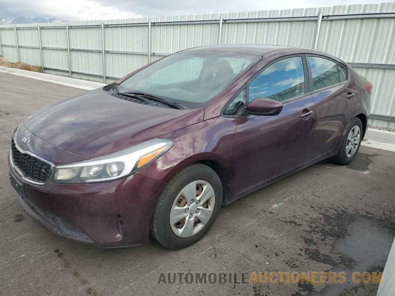 3KPFK4A78HE066385 KIA FORTE 2017