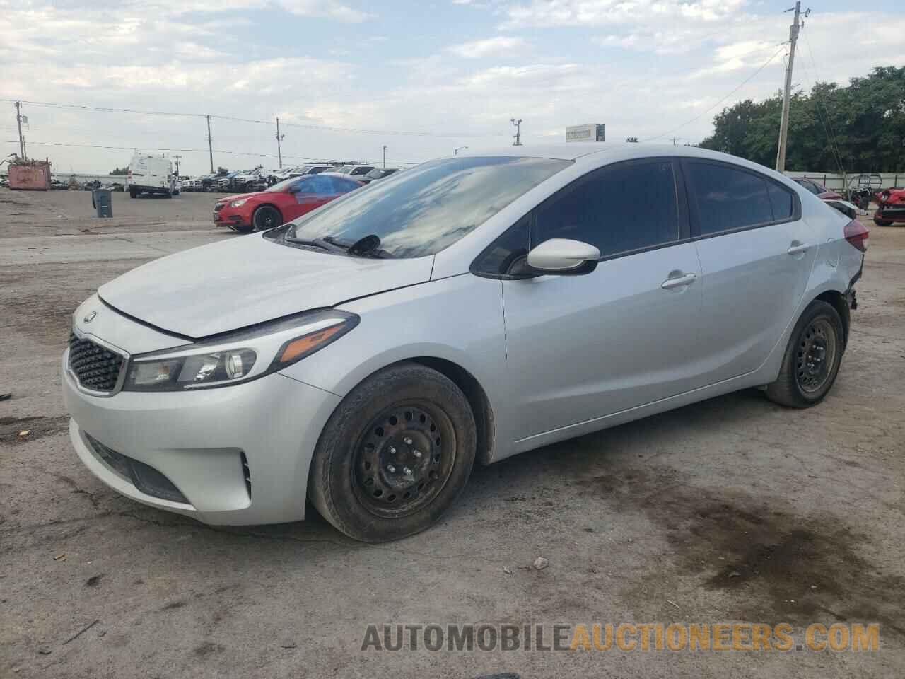 3KPFK4A78JE164807 KIA FORTE 2018