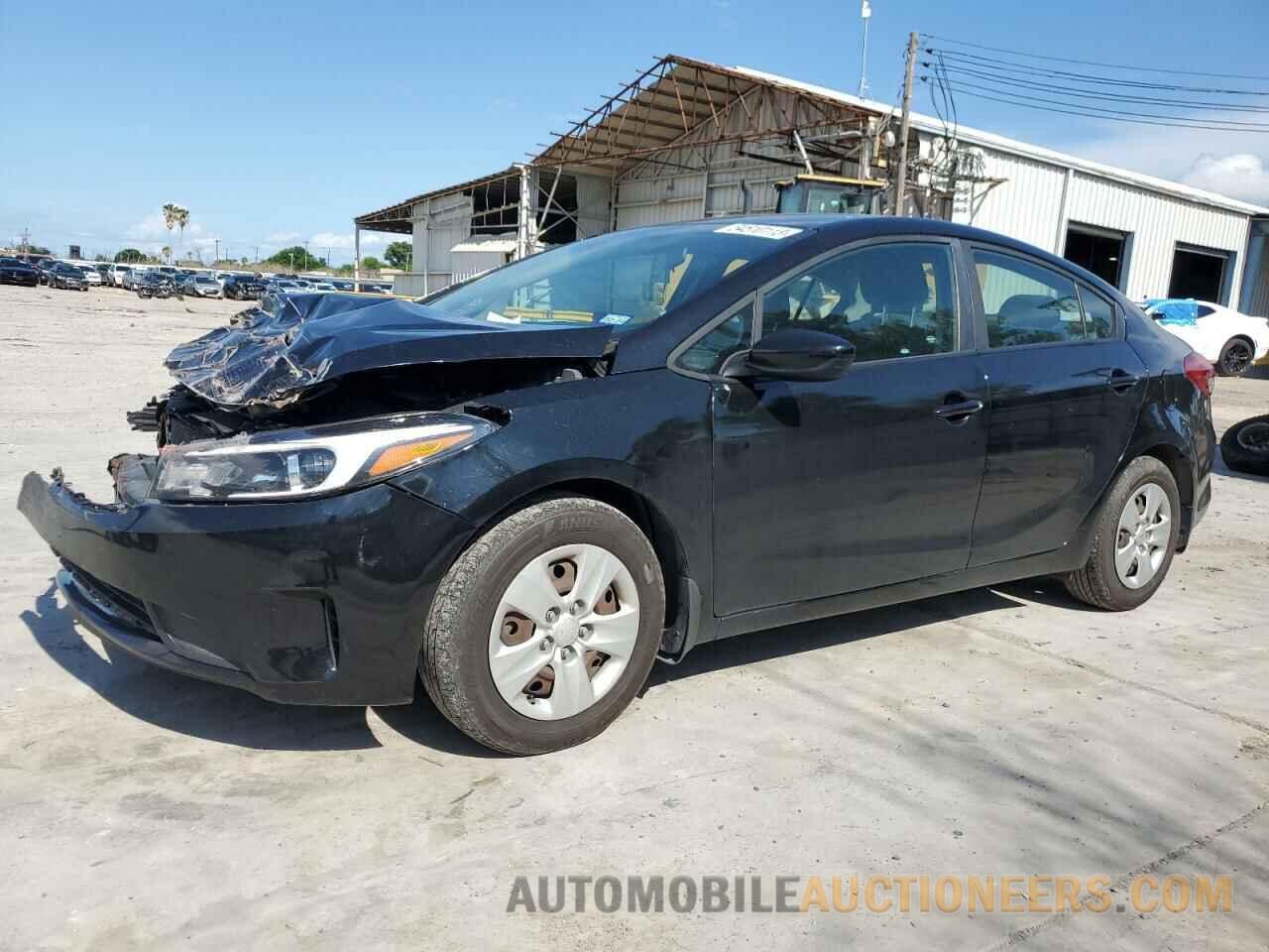 3KPFK4A78JE165262 KIA FORTE 2018