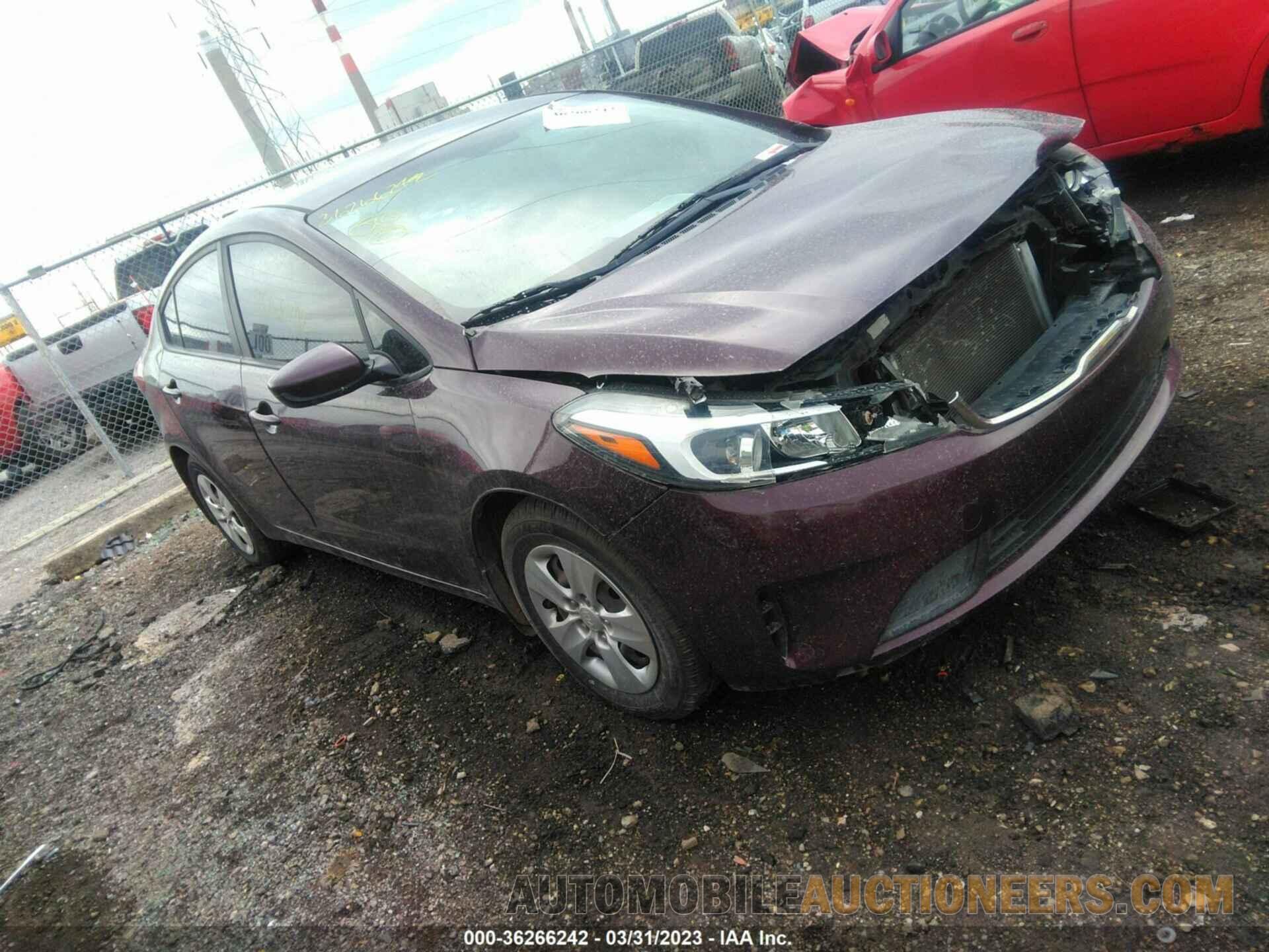 3KPFK4A78JE165455 KIA FORTE 2018