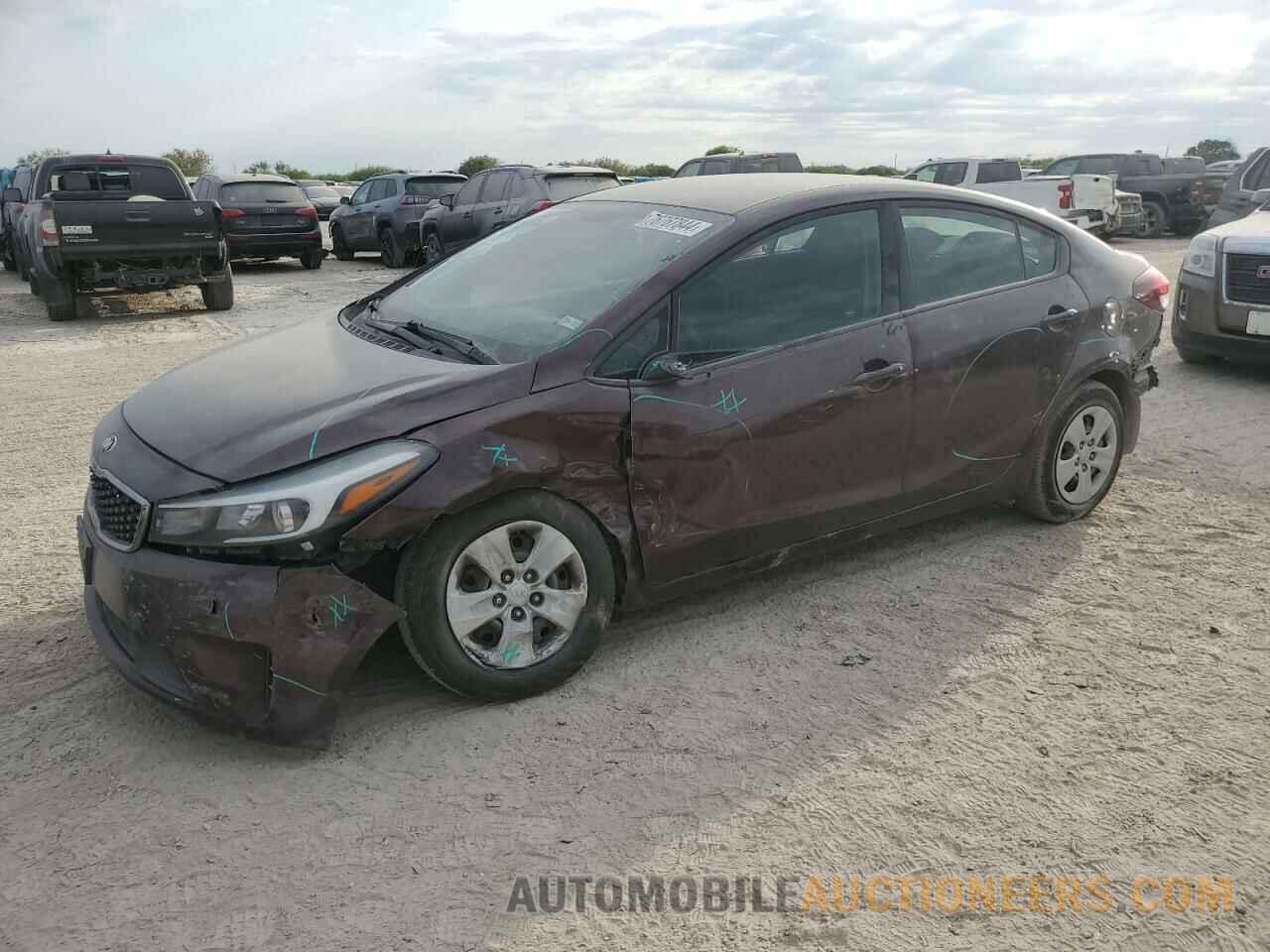 3KPFK4A78JE168453 KIA FORTE 2018