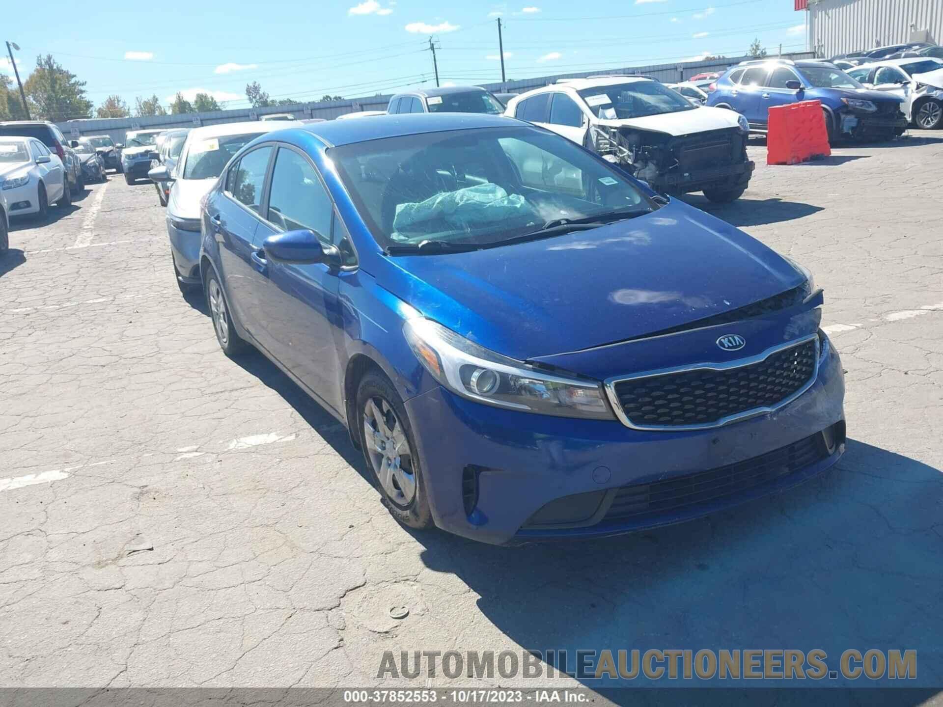 3KPFK4A78JE175368 KIA FORTE 2018