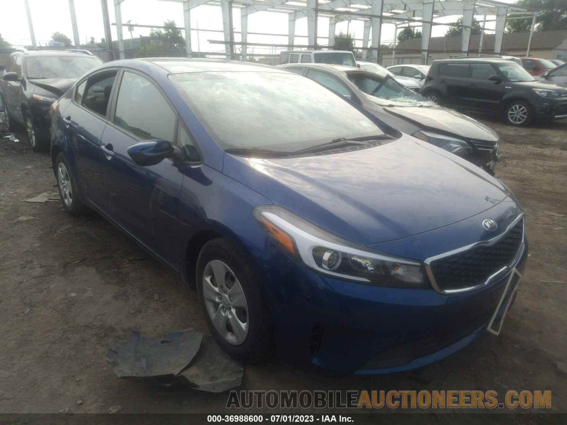 3KPFK4A78JE206456 KIA FORTE 2018