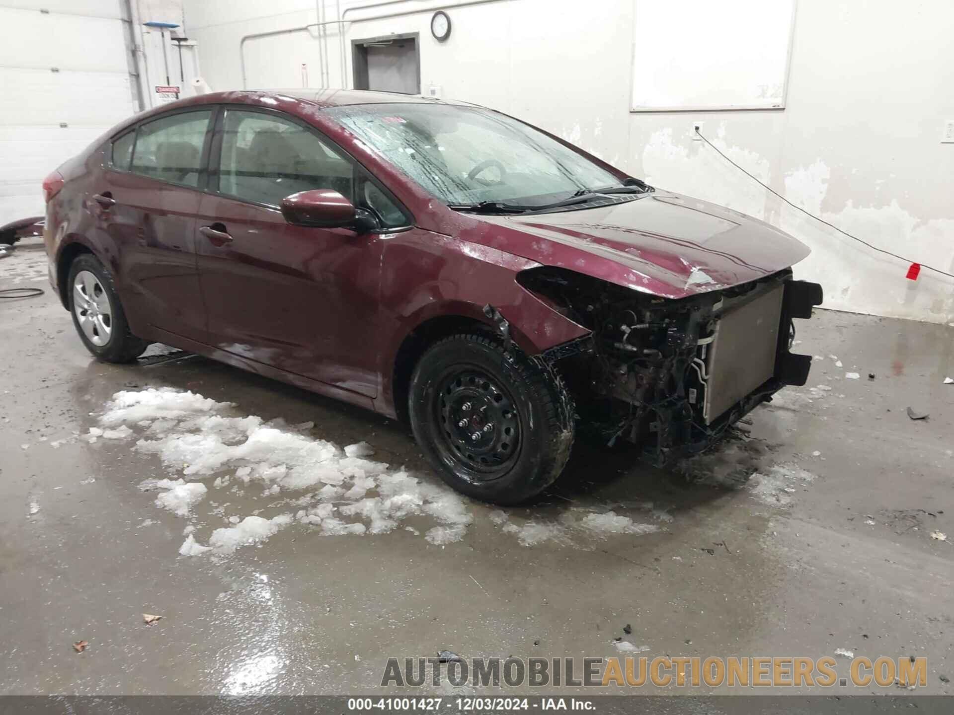 3KPFK4A78JE220695 KIA FORTE 2018