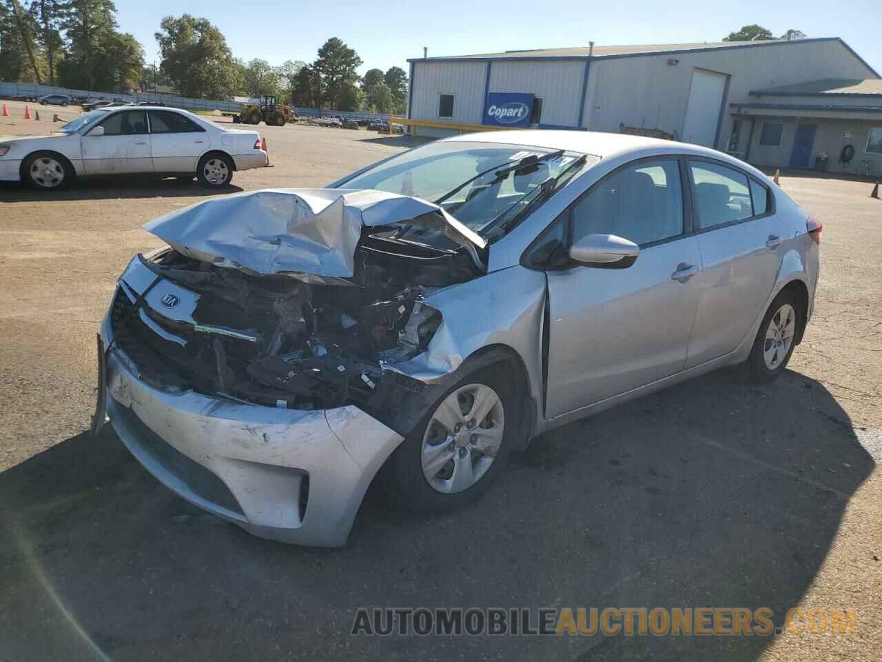 3KPFK4A78JE227517 KIA FORTE 2018