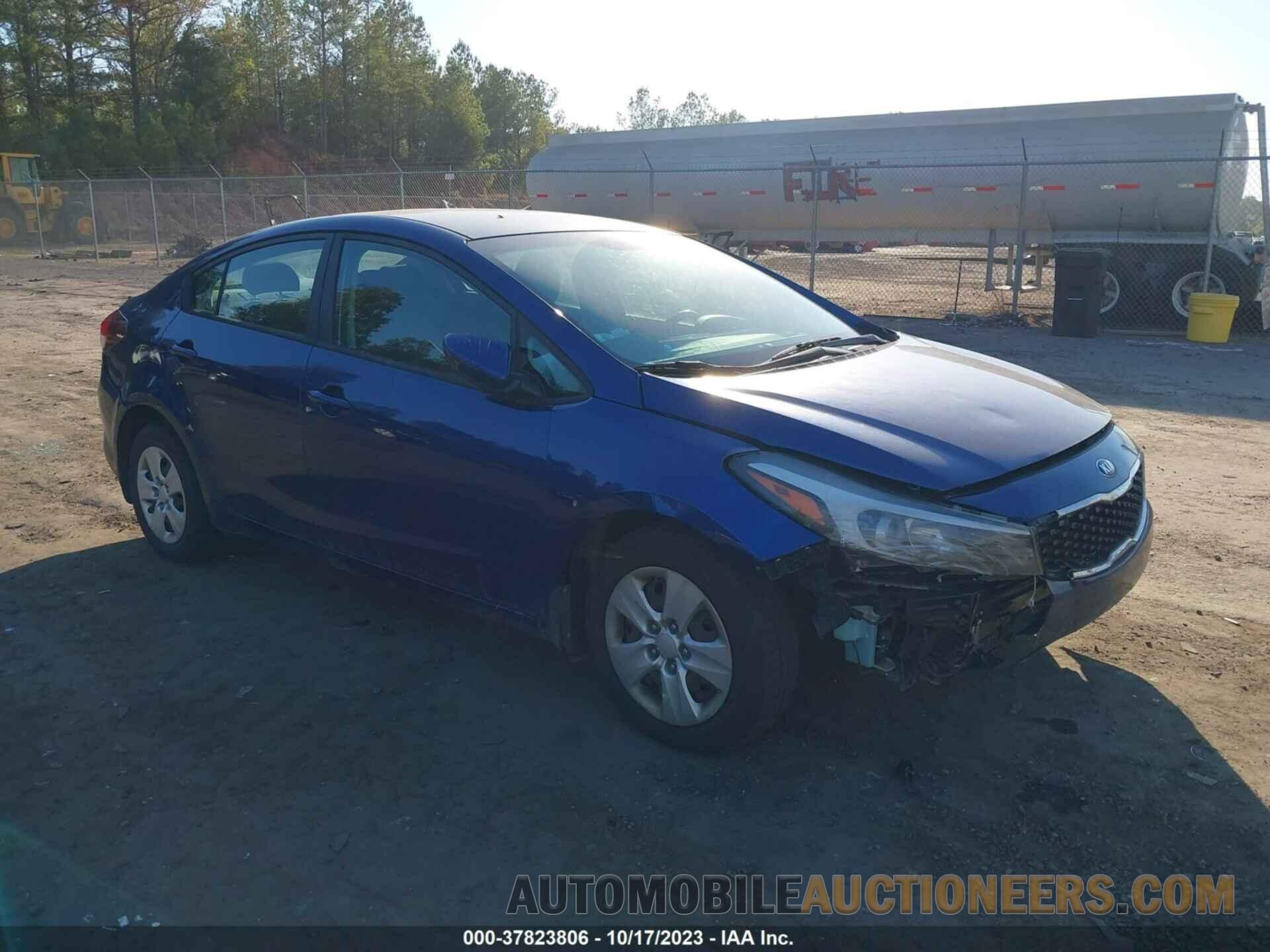 3KPFK4A78JE229803 KIA FORTE 2018