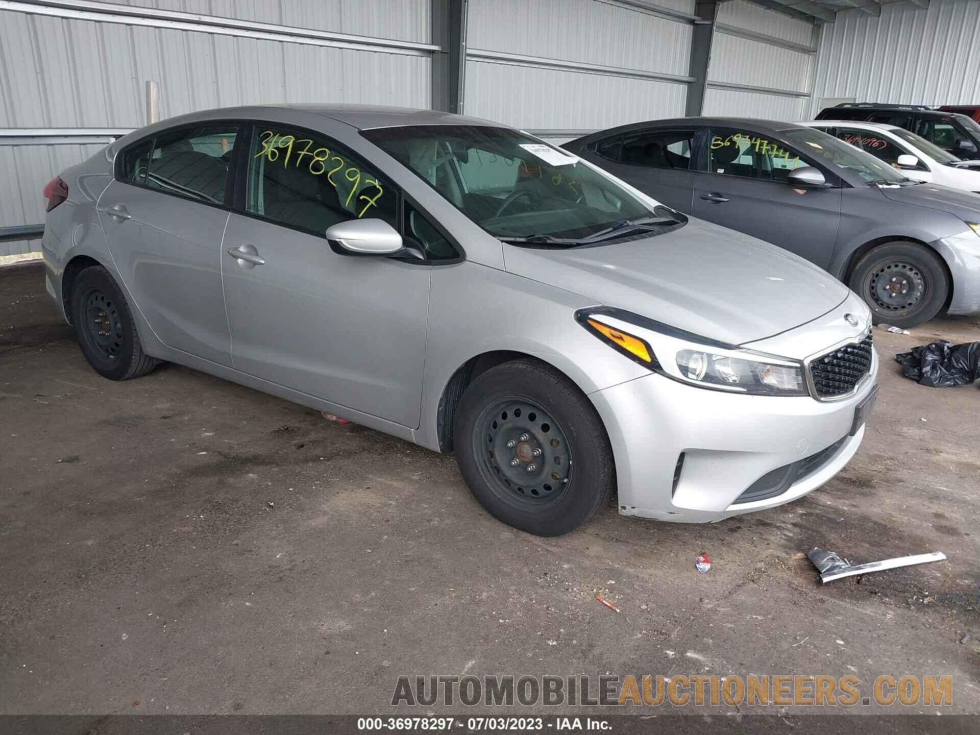 3KPFK4A78JE237318 KIA FORTE 2018