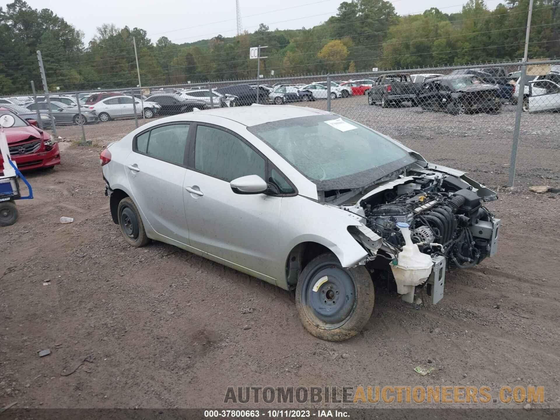 3KPFK4A78JE240171 KIA FORTE 2018