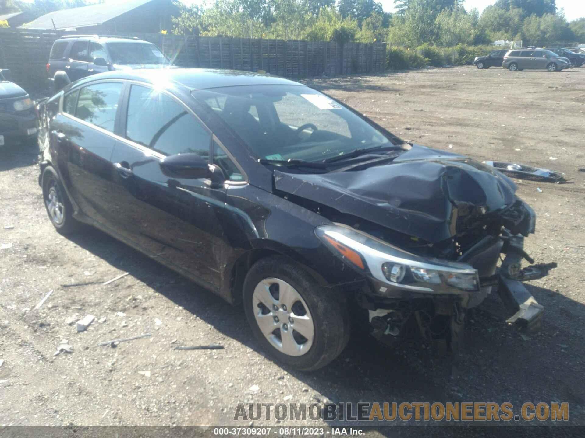 3KPFK4A78JE240784 KIA FORTE 2018