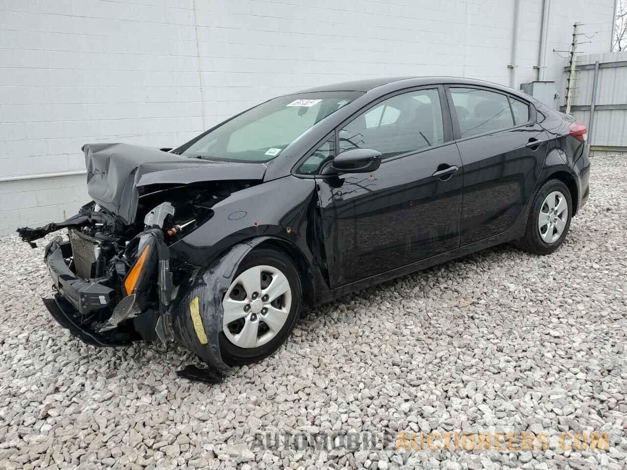 3KPFK4A78JE269945 KIA FORTE 2018