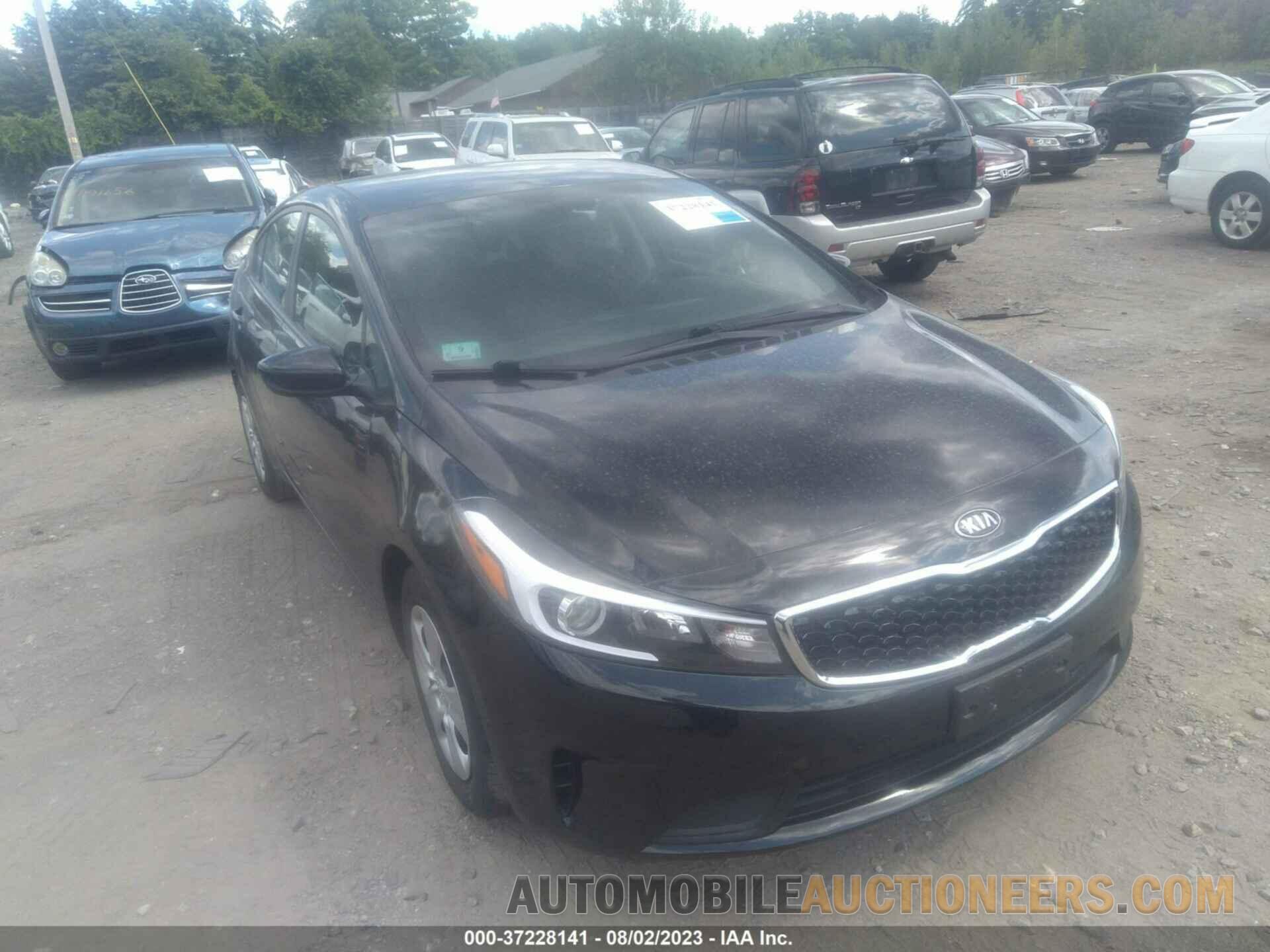 3KPFK4A78JE280590 KIA FORTE 2018