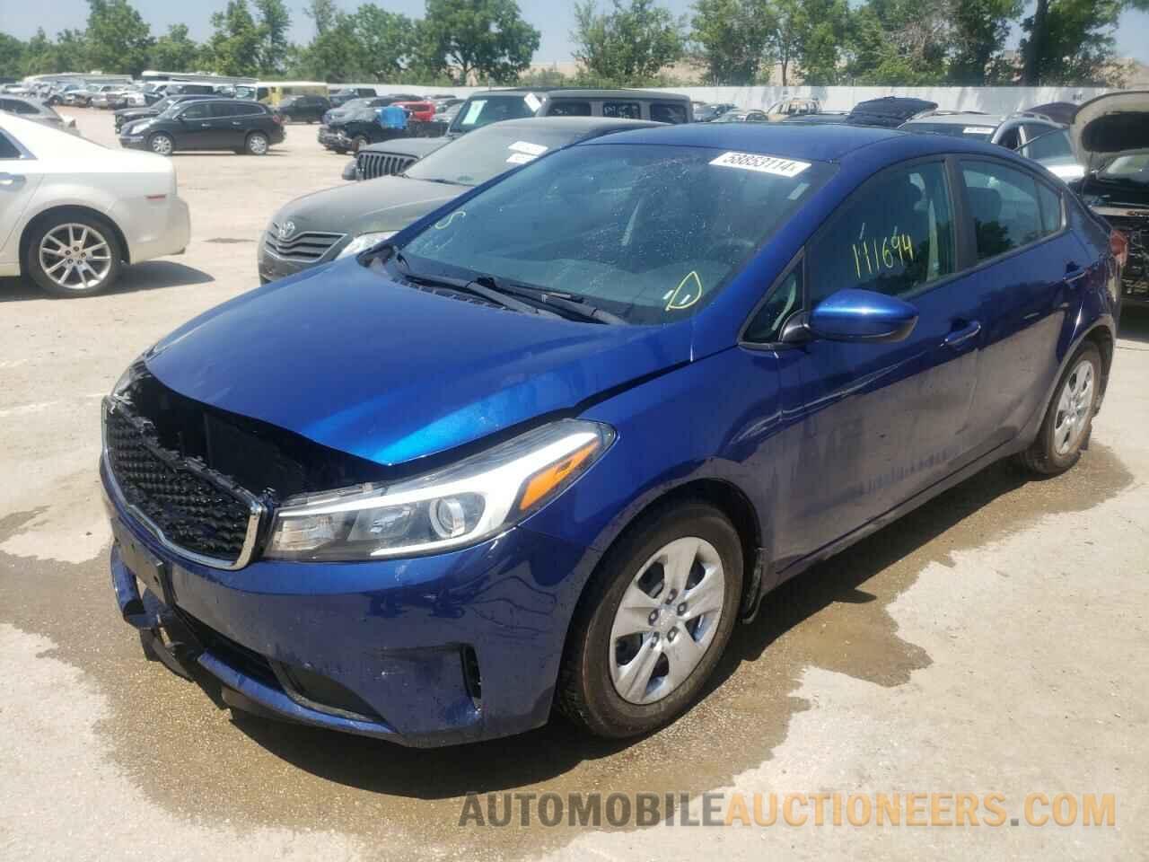 3KPFK4A79HE038613 KIA FORTE 2017