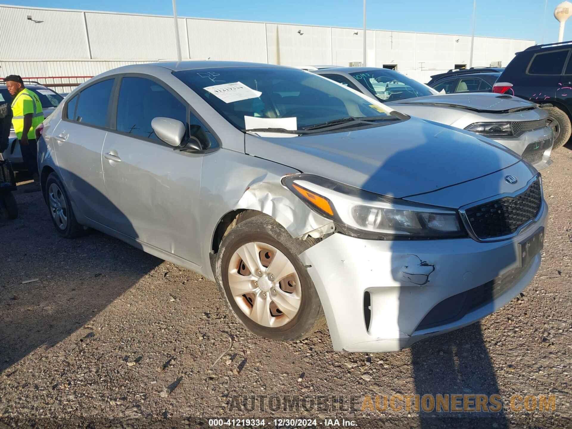 3KPFK4A79HE071479 KIA FORTE 2017