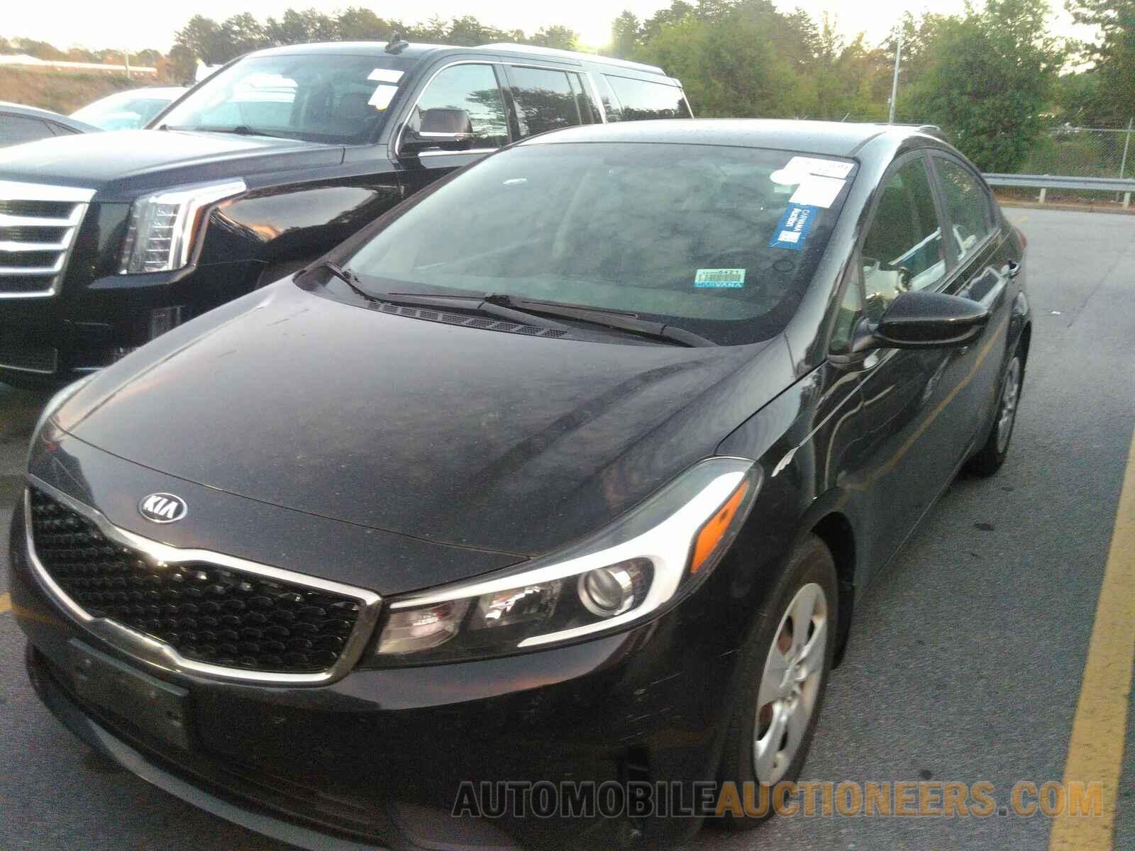 3KPFK4A79HE129753 Kia Forte LX 2017