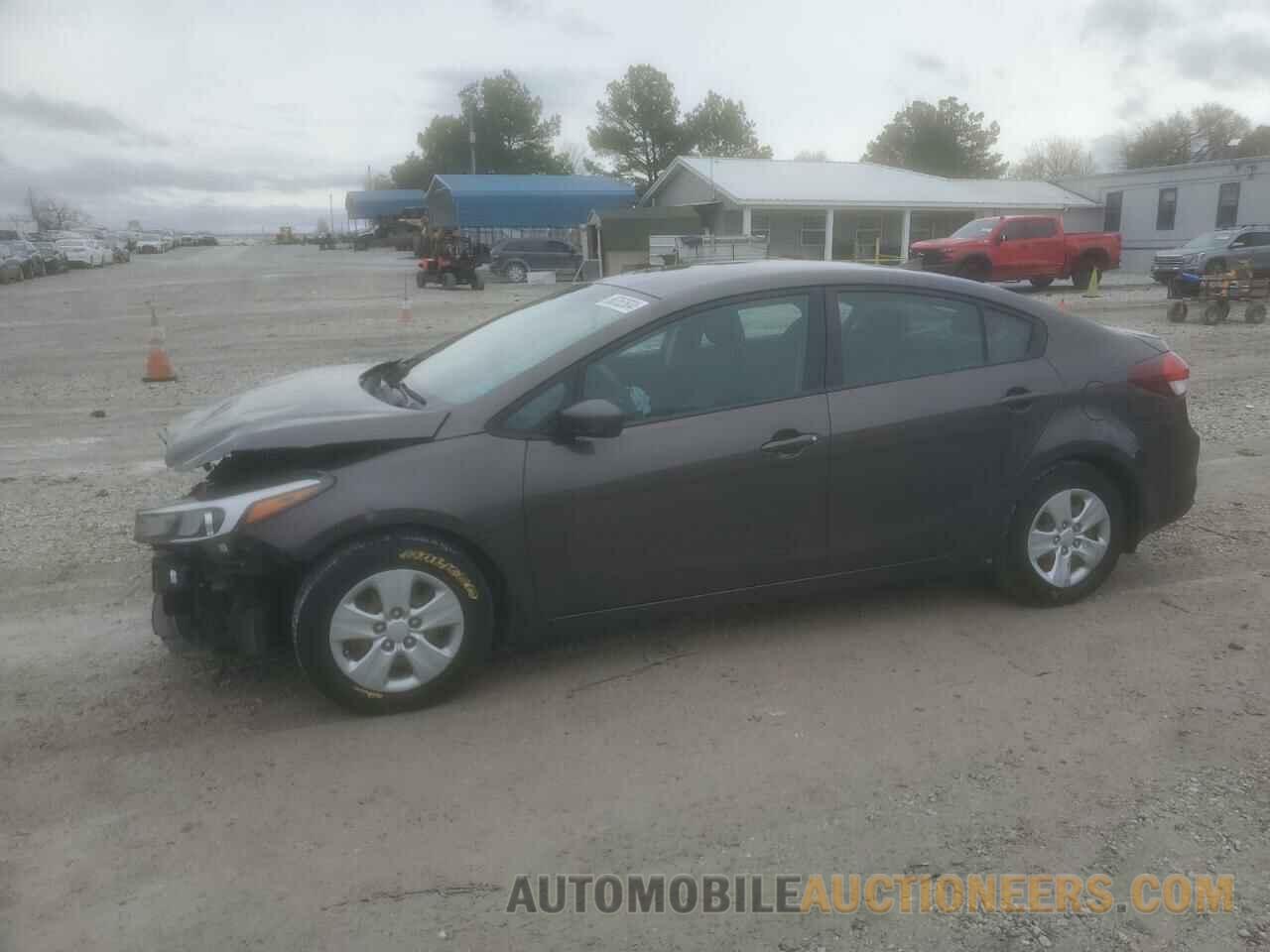 3KPFK4A79JE165173 KIA FORTE 2018