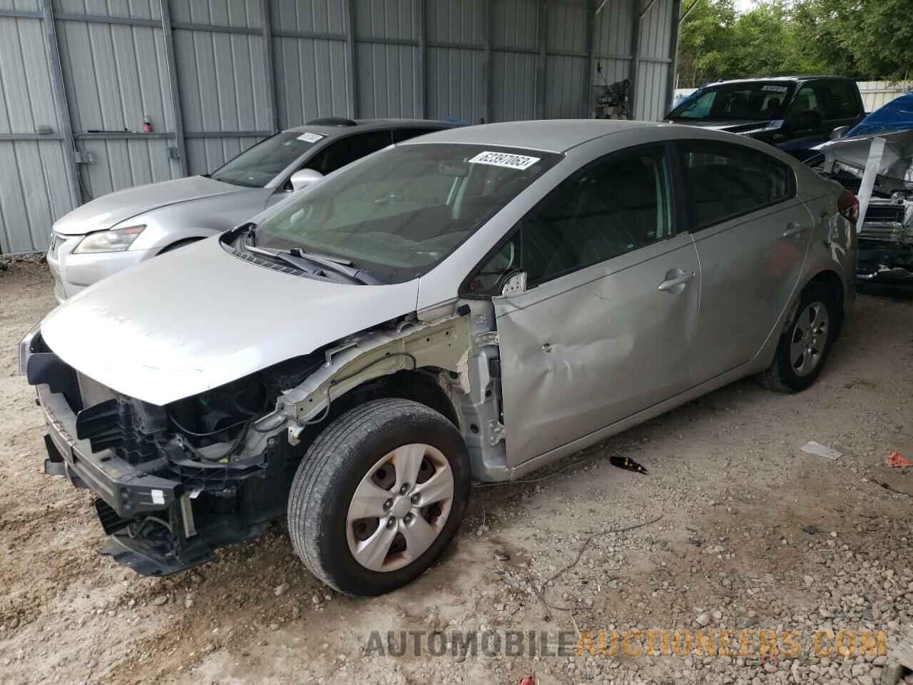 3KPFK4A79JE169515 KIA FORTE 2018