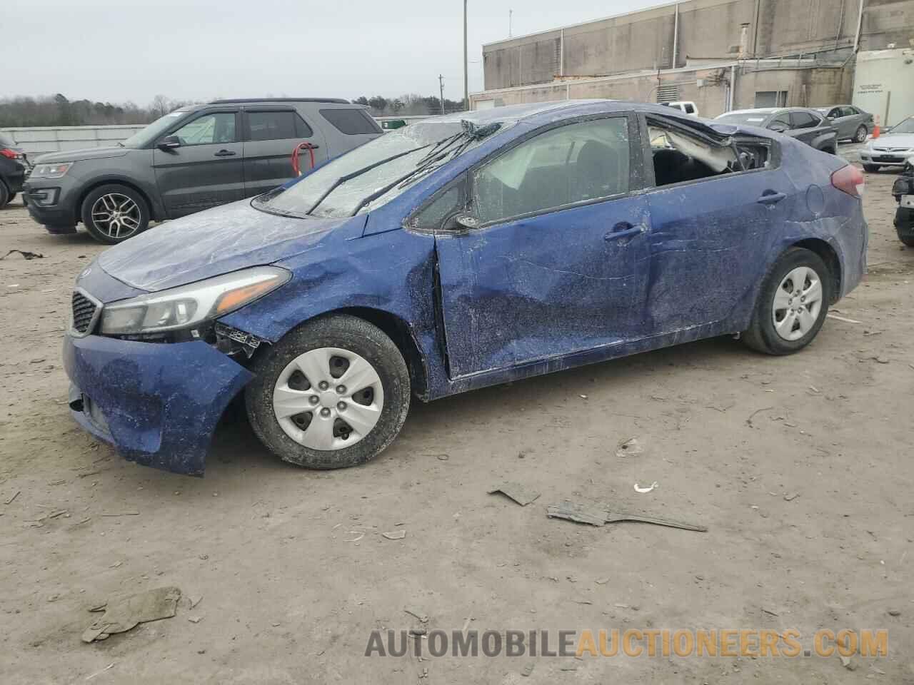 3KPFK4A79JE174570 KIA FORTE 2018