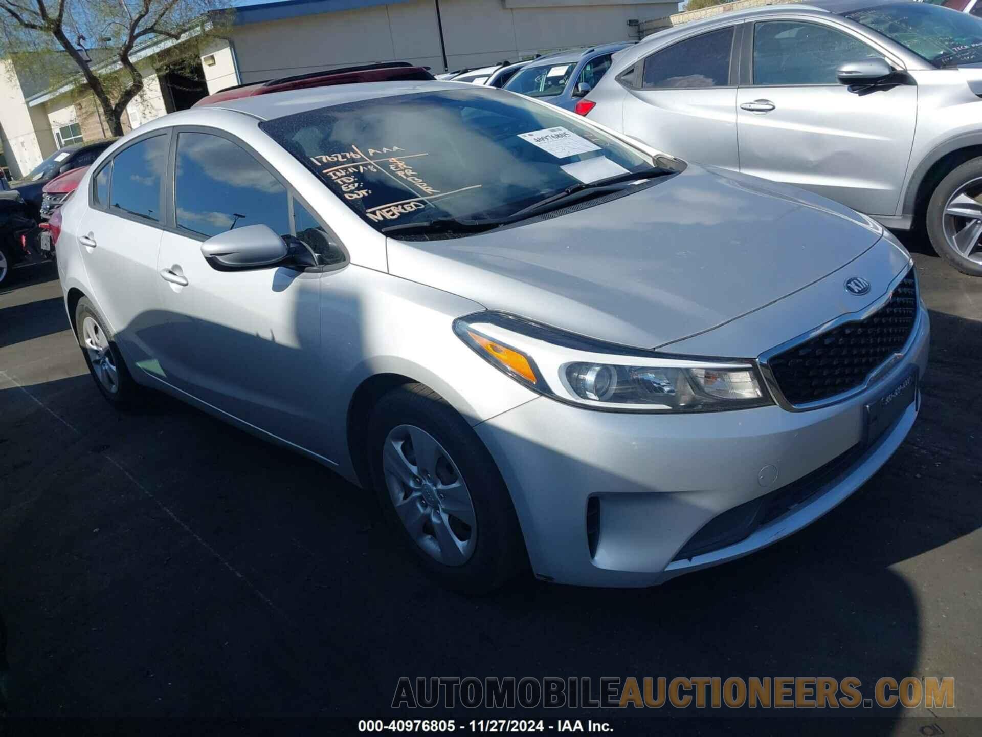 3KPFK4A79JE184757 KIA FORTE 2018