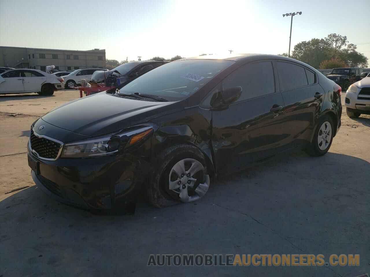 3KPFK4A79JE220639 KIA FORTE 2018