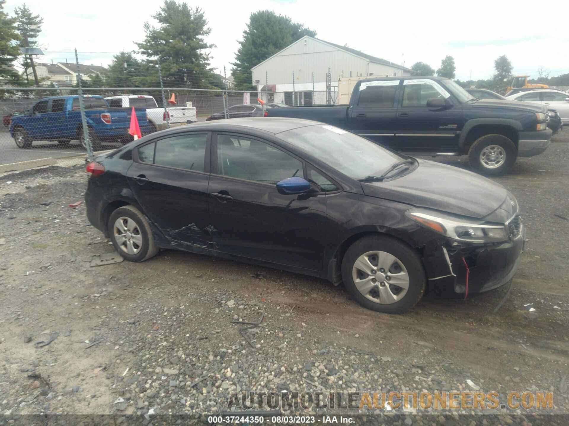 3KPFK4A79JE236419 KIA FORTE 2018