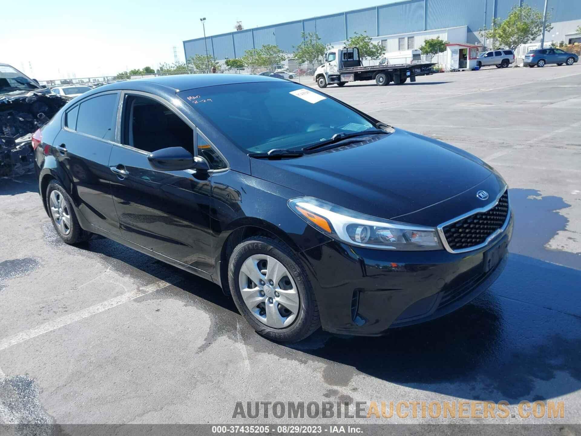 3KPFK4A79JE239157 KIA FORTE 2018