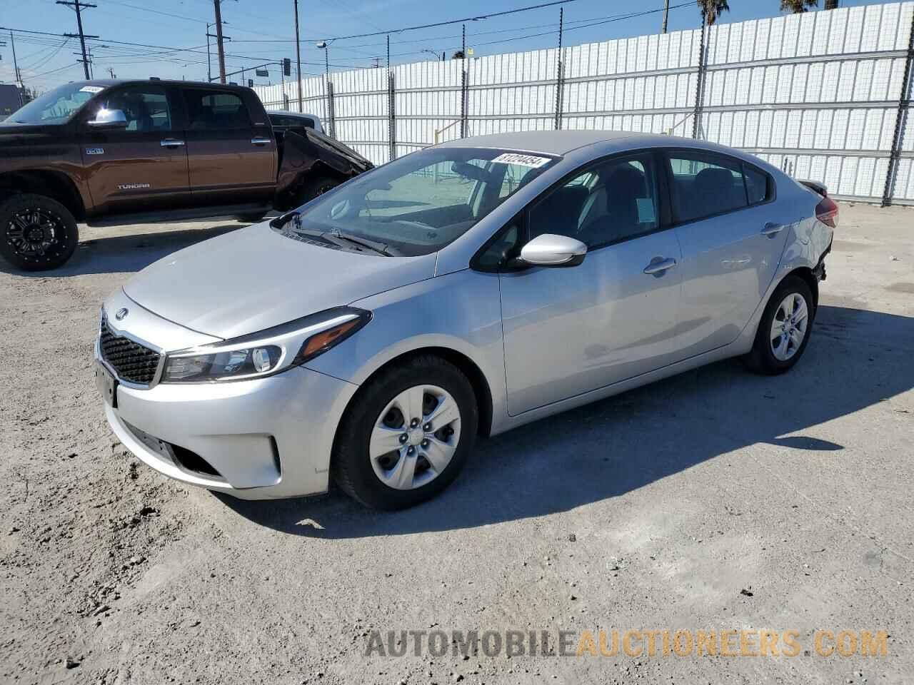 3KPFK4A79JE257187 KIA FORTE 2018