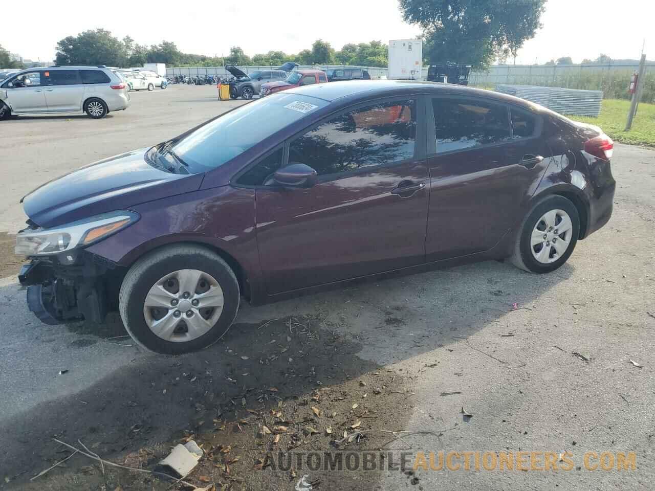 3KPFK4A79JE266326 KIA FORTE 2018