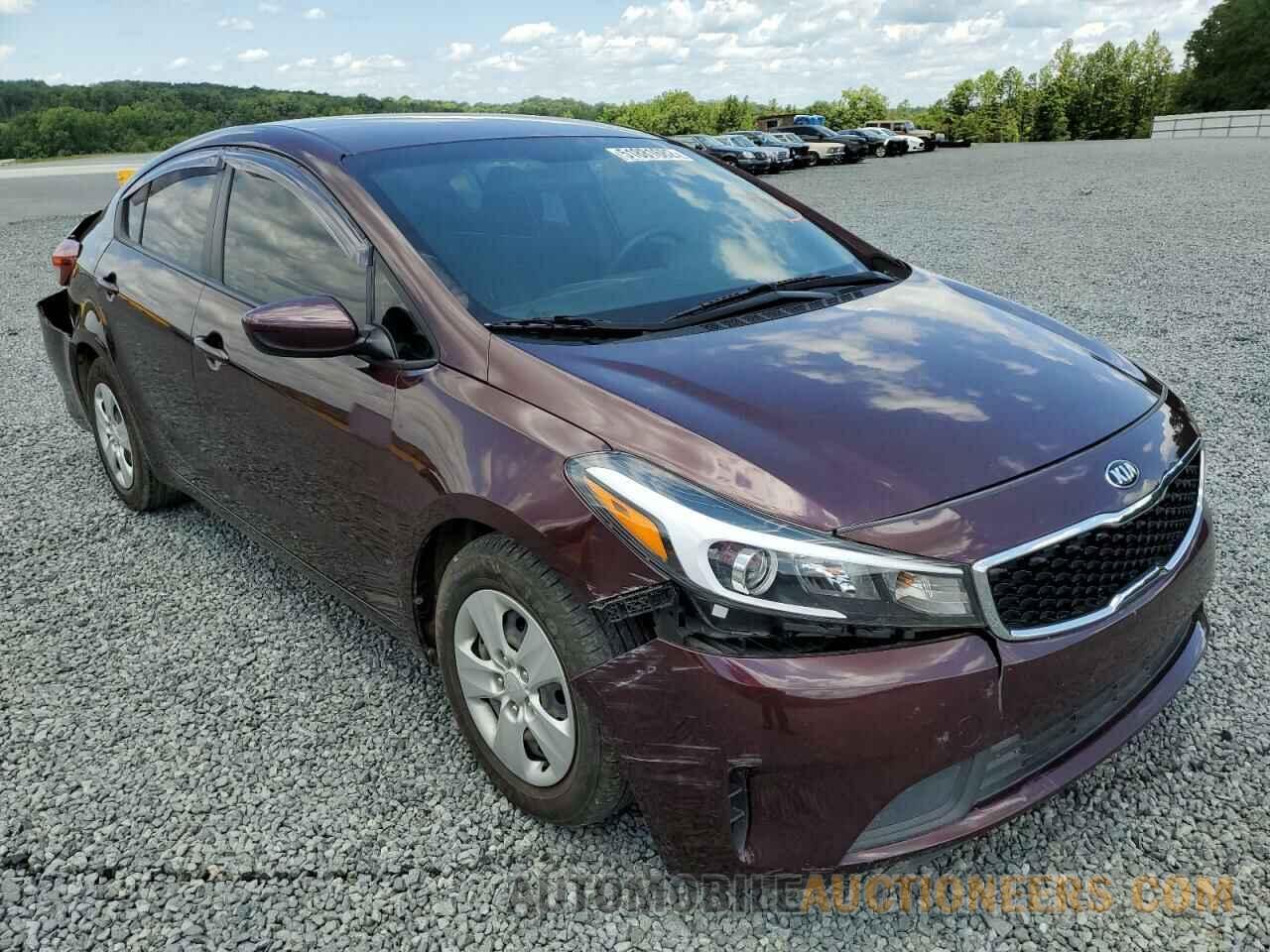 3KPFK4A79JE270487 KIA FORTE 2018