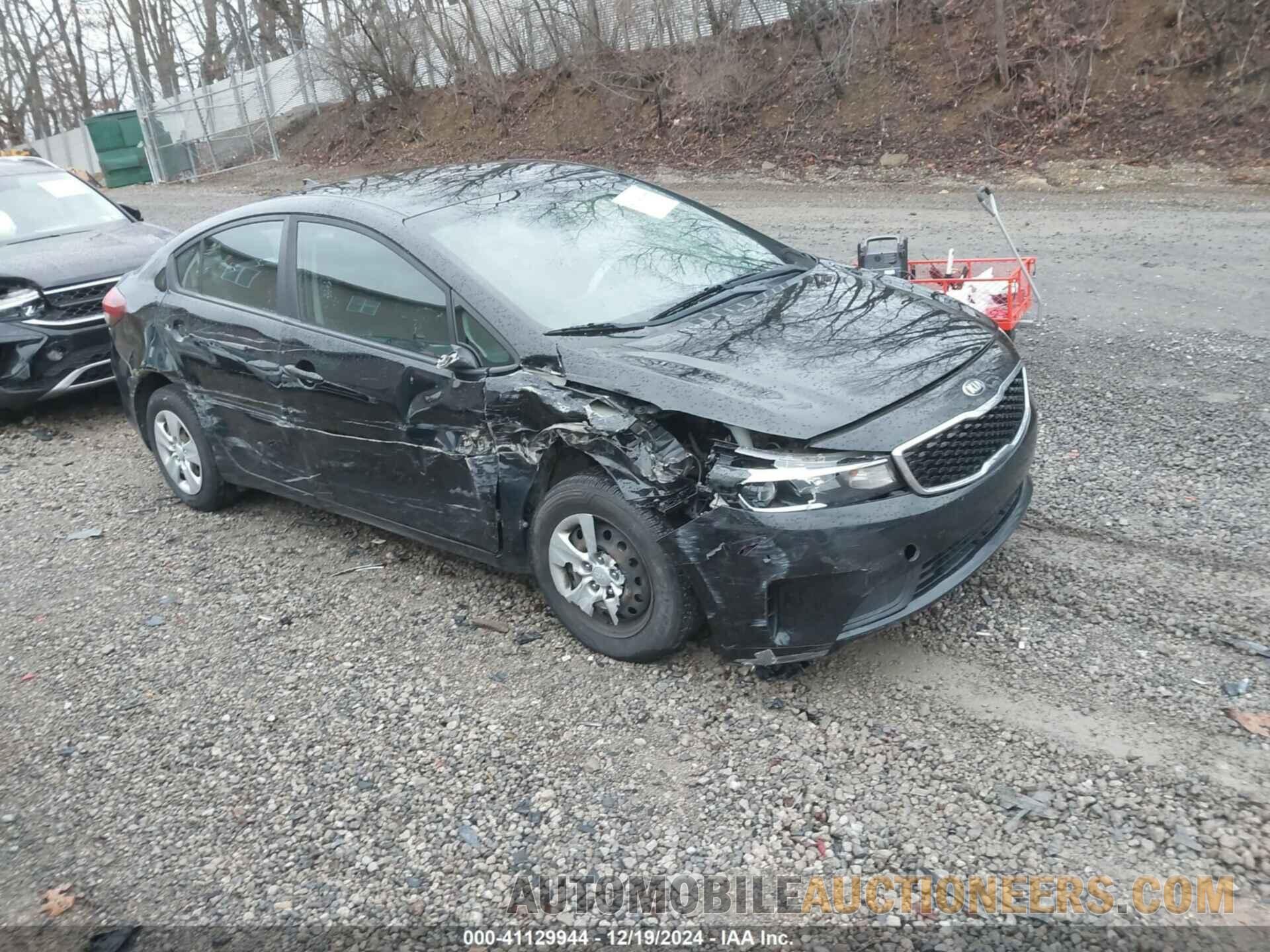 3KPFK4A79JE271624 KIA FORTE 2018