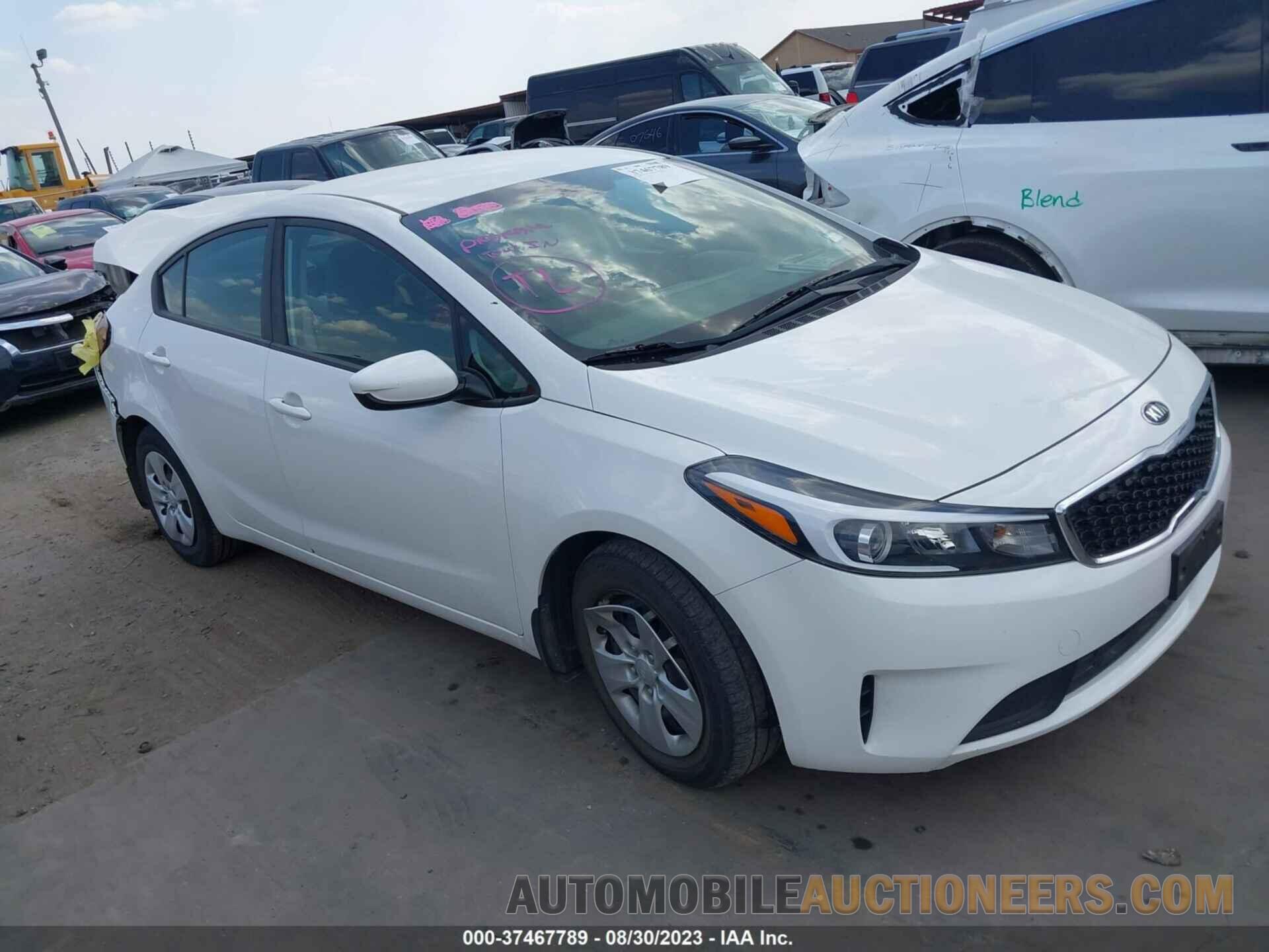 3KPFK4A79JE277410 KIA FORTE 2018