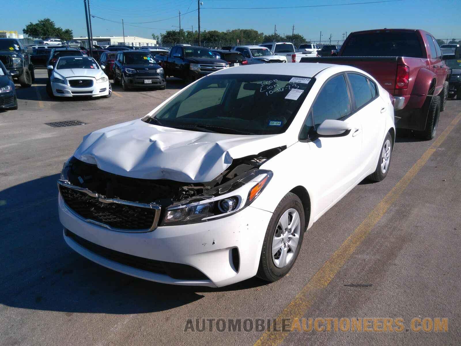 3KPFK4A7XHE134413 Kia Forte LX 2017