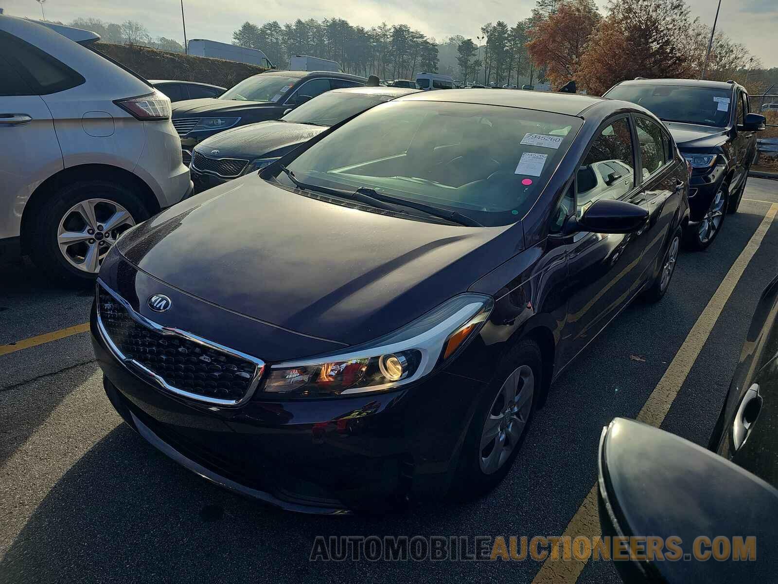 3KPFK4A7XHE144956 Kia Forte LX 2017